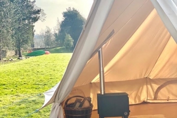 RiverWyeCampsite-Bell-Tent-05